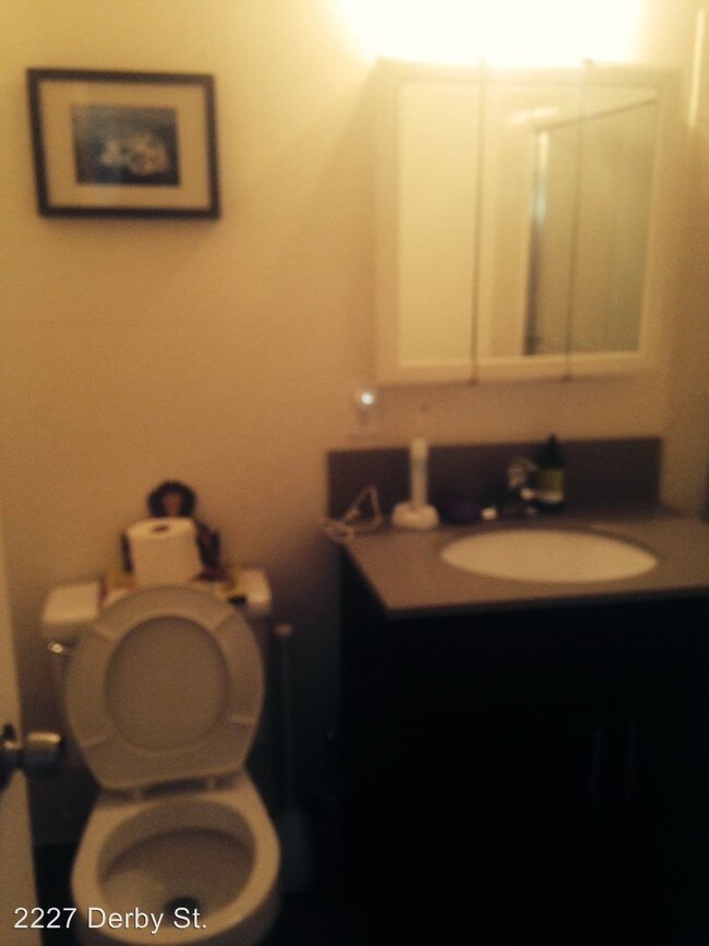 Building Photo - 2227 Derby St