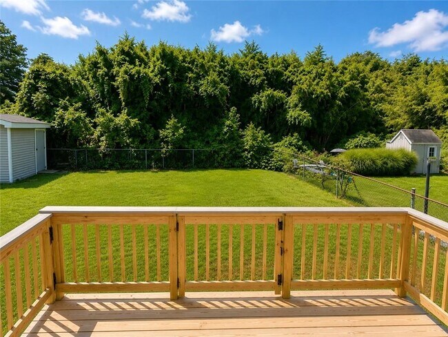 Building Photo - 26 Durkin Dr