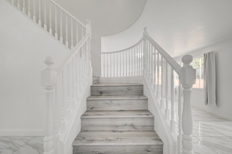 Building Photo - 9893 Canyon Peak Dr