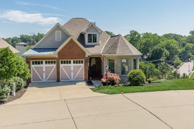 Primary Photo - 12 Pinnacle Dr