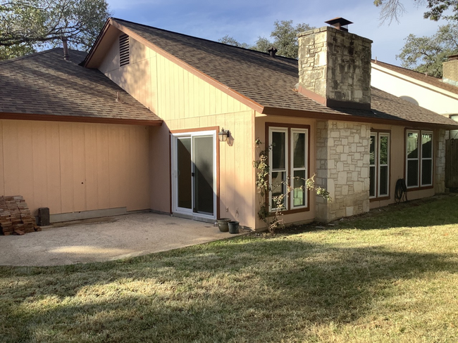 Building Photo - Rare Rental- Fully Renovated Classic in Ca...