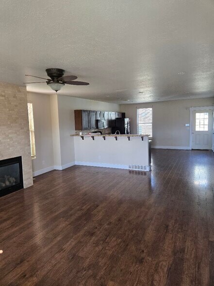 Building Photo - 10507 S Oquirrh Lake Rd