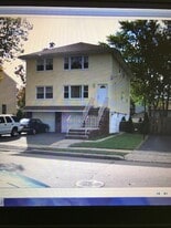 Building Photo - 64 Forrest St