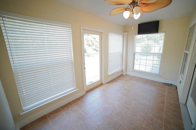 Building Photo - 3204 Gallant Fox Trail
