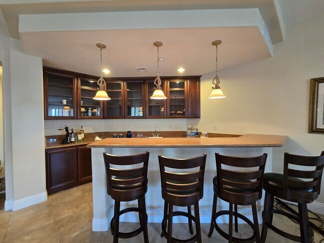 Building Photo - An Amazing Furnished 3 Bedroom Condo at La...