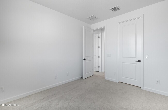 Building Photo - 26205 N 19th Ln