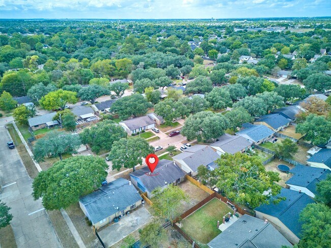 Building Photo - 4406 Kacee Dr