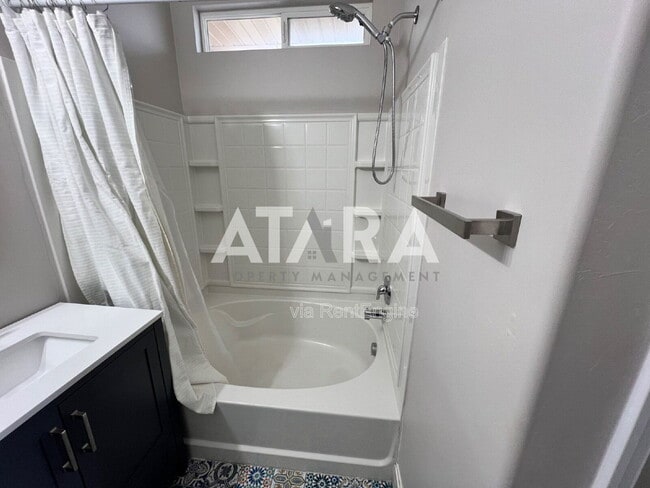 Building Photo - 11447 Open View Ln