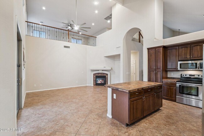 Building Photo - 33005 N 24th Ln