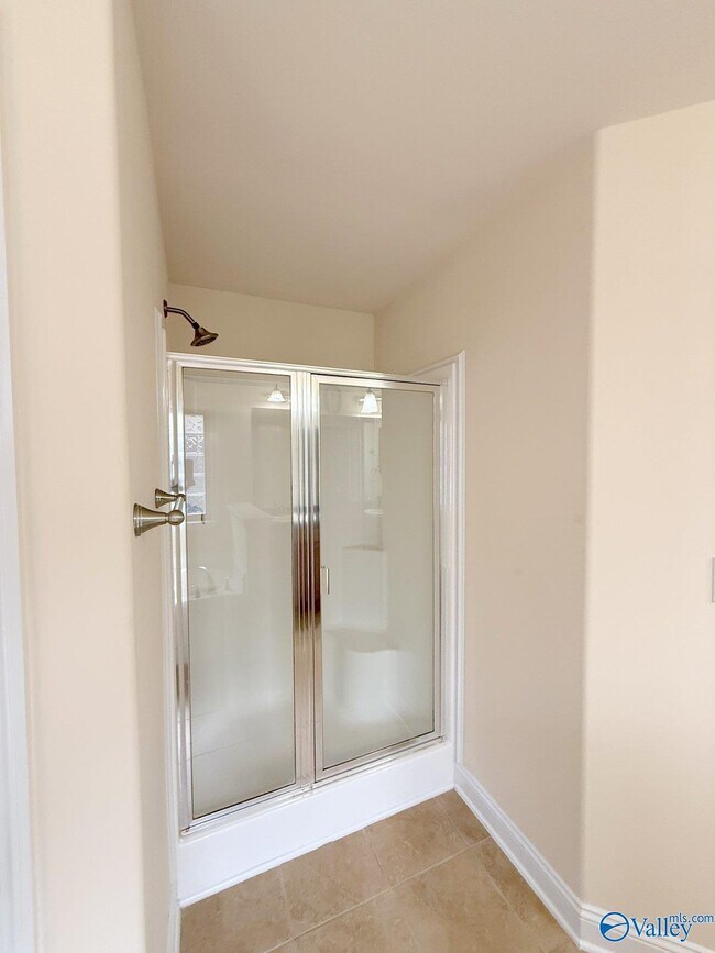 Building Photo - 235 Crab Orchard Dr