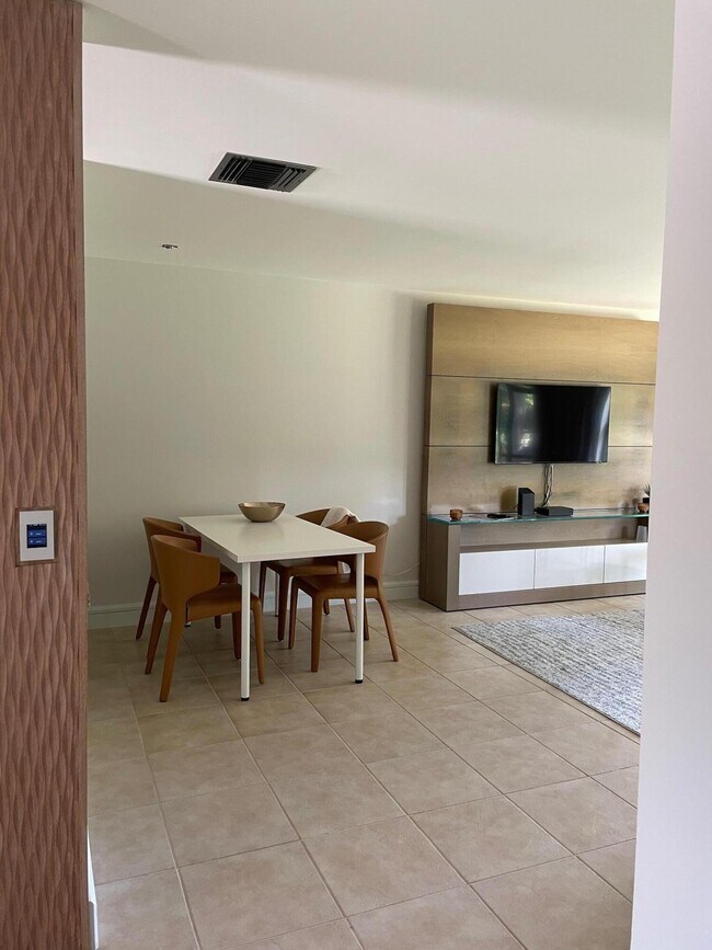 Building Photo - 12959 Pennypacker Trail