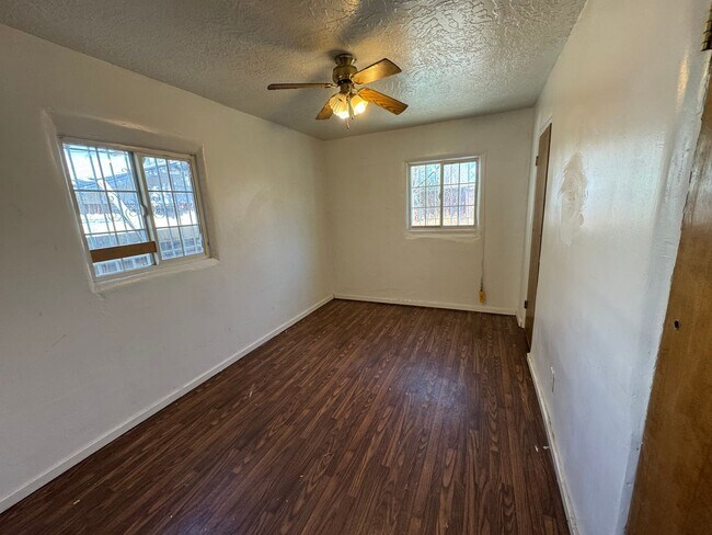 Building Photo - 334 Charleston St SE