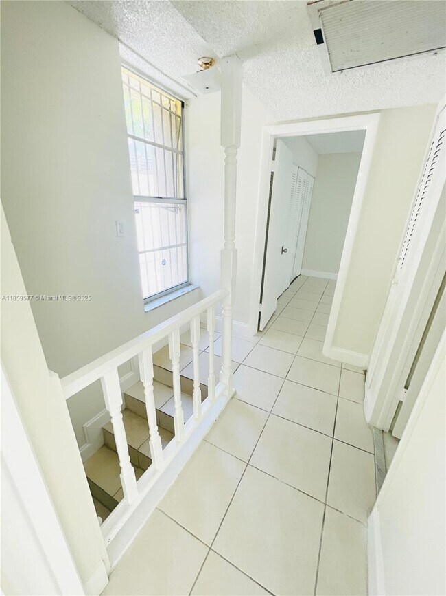 Building Photo - 20131 SW 123rd Dr