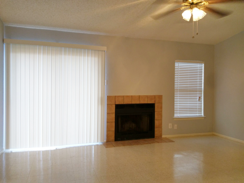 Living Room with Backyard Access - 2527 Corian Glen Dr