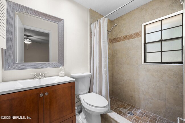 Building Photo - 97 Granada Ct