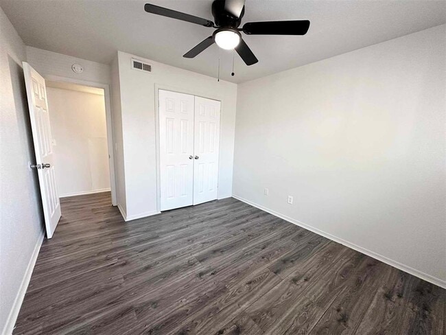 Building Photo - 7317 Melrose Ln