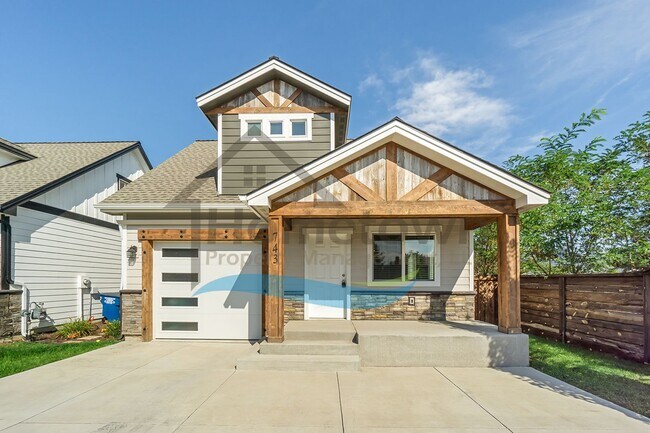 Primary Photo - 2 Bedroom 2 Bath Home with Attached Garage...