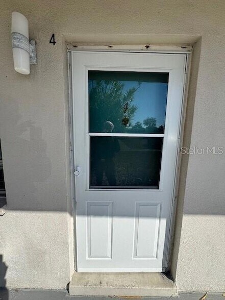 Building Photo - 3325 Bee Ridge Rd