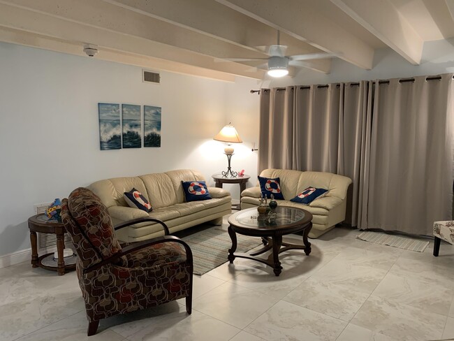 Building Photo - 3500 S Ocean Blvd