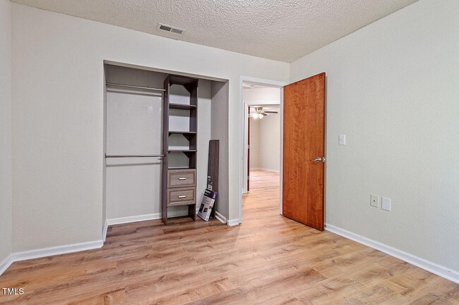 Building Photo - 7820 Falcon Rest Cir