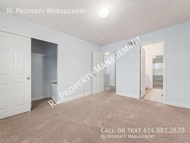 Building Photo - Nice 2 Bedroom/1.5 Bathroom Condo