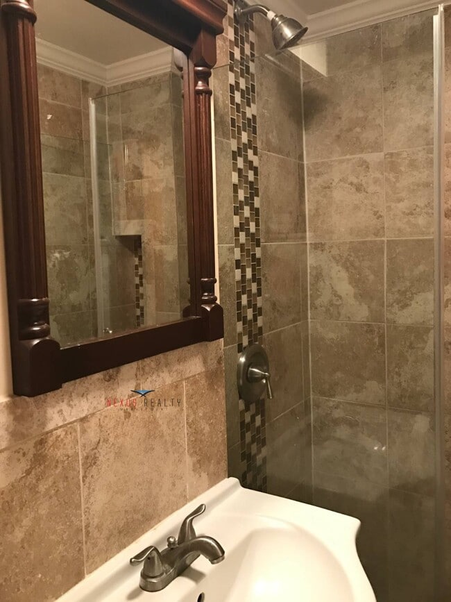 Building Photo - 48-31 44th St