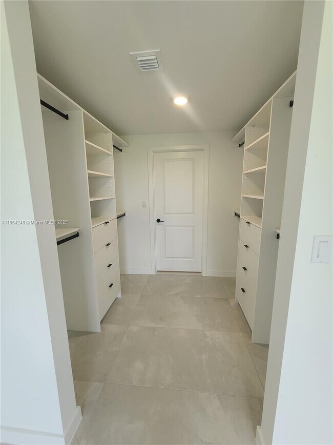 Building Photo - 14585 SW 262nd St