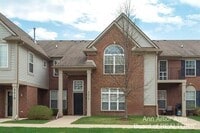 Building Photo - 3217 Primrose Ln