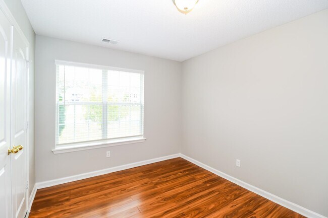 Building Photo - 2415 N Forest Hill Irene Rd