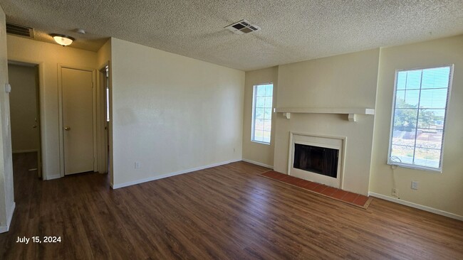 Building Photo - 4220 Middlesex Ave