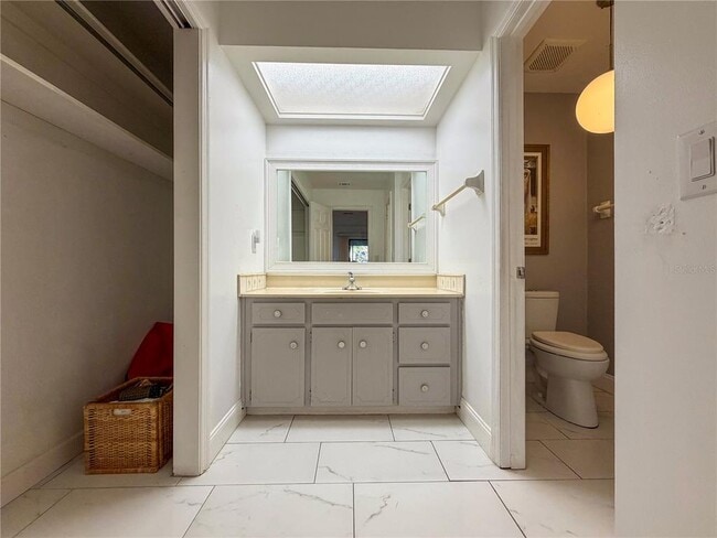 Building Photo - 6242 NW 105th Ave