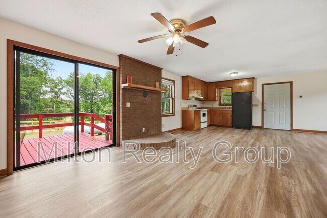 Building Photo - 763 Tingen Rd