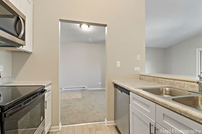 Building Photo - 4301 W Shamrock Ln
