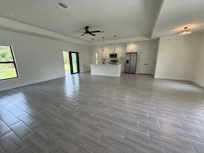 Building Photo - 2966 Beeville Ave