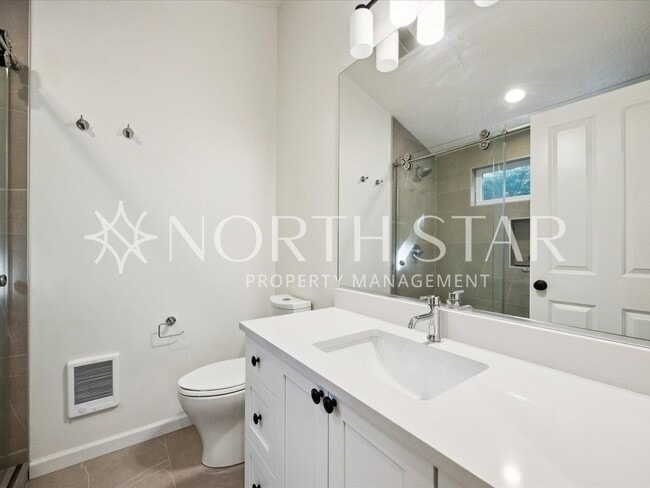 Building Photo - Lake Oswego Home for Lease – Fully Remodeled
