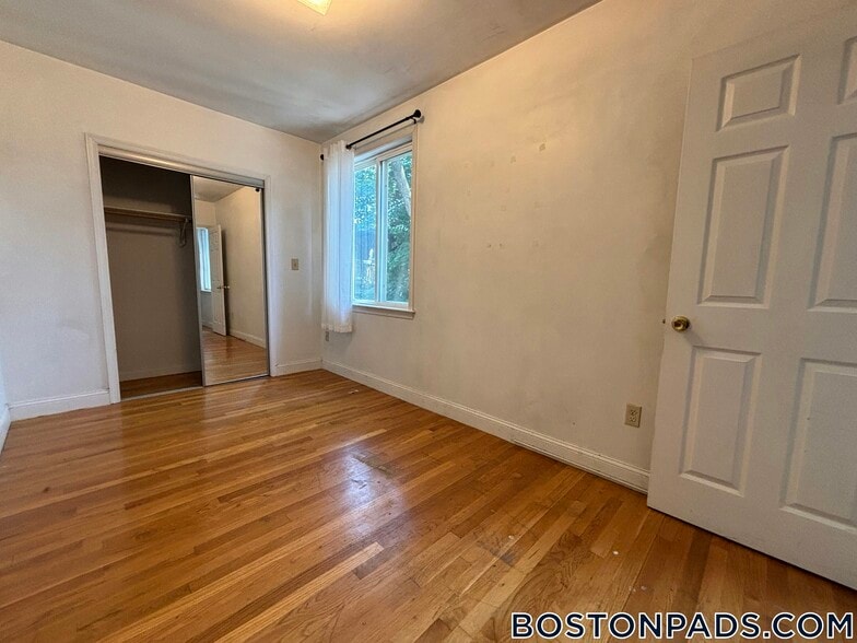 Building Photo - 41 Egremont Rd