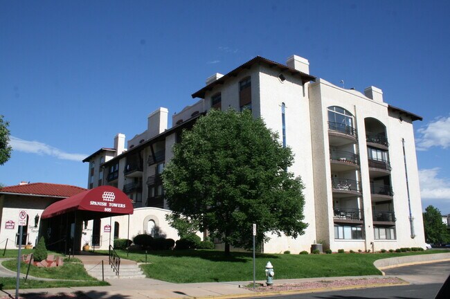 Building Photo - 805 29th St