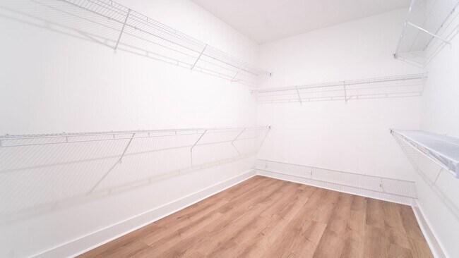 Building Photo - Move-In Special! Free January Rent — Stunning Like-New 4-Bedroom Home Just Minutes from Fort Stewart