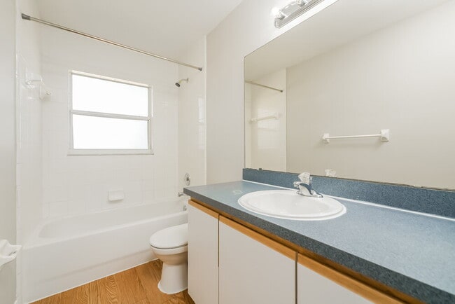 Building Photo - 11838 Foxglove Dr