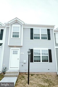 Building Photo - 18 Overshot Ln