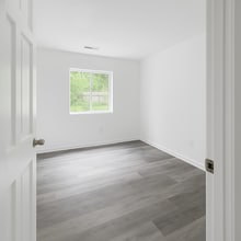 Building Photo - 618 White St