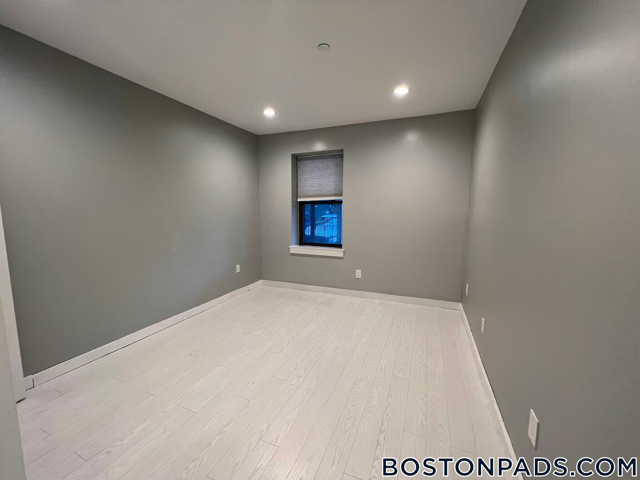 Building Photo - 469 Massachusetts Ave