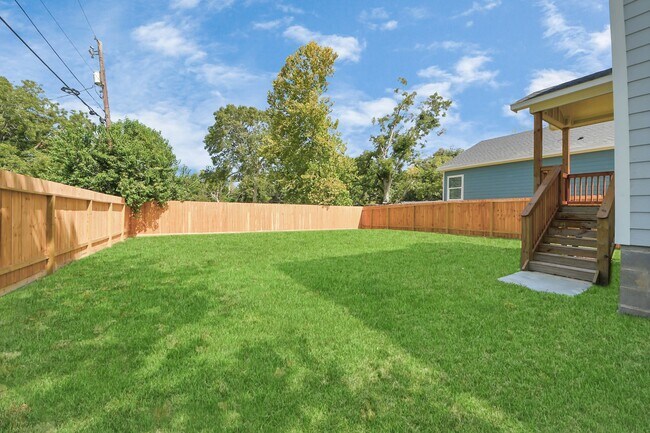 Building Photo - 1316 W Willis St