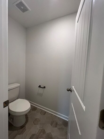 Building Photo - 967 Horse Mountain Rd