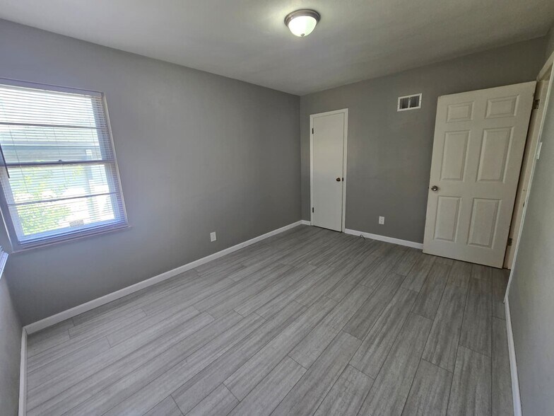 Building Photo - 853 Hornsby Ave