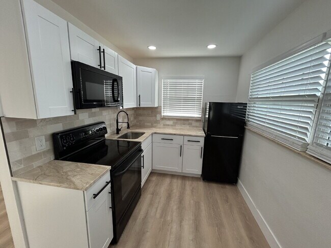 Primary Photo - "Cozy 1-Bed Retreat in St. Pete's Heart – Your Perfect 285 Sq Ft Haven Awaits!"