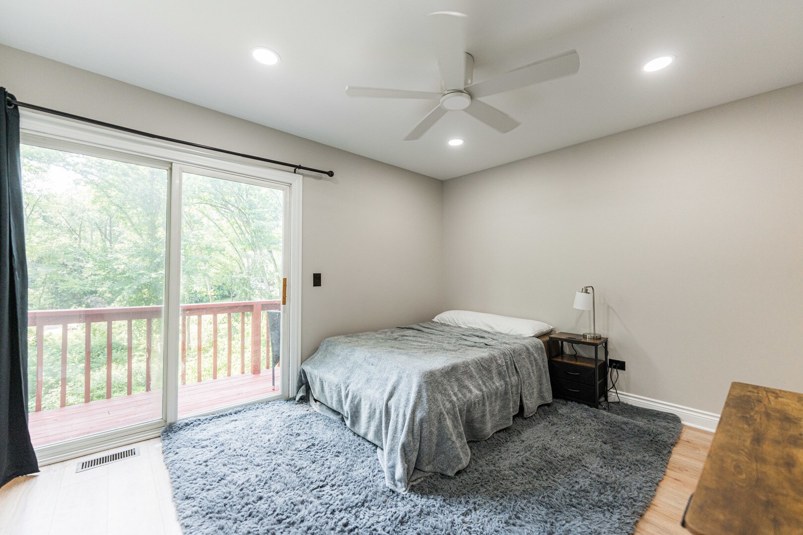 Building Photo - 1012 W Dale Ave