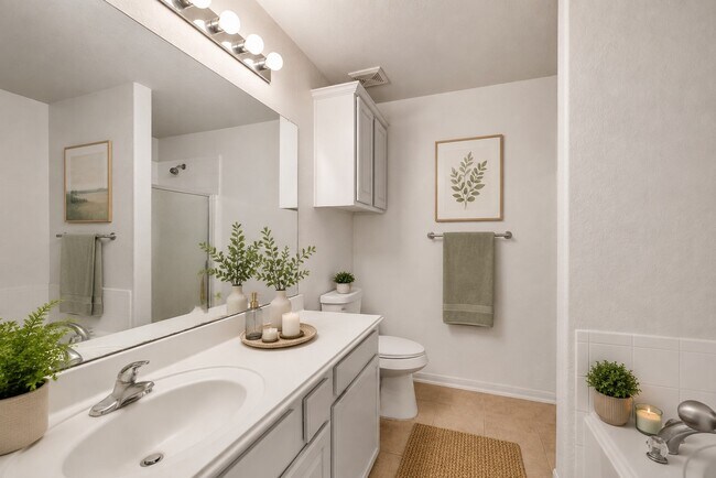 Building Photo - 3211 Falcon Trail Dr