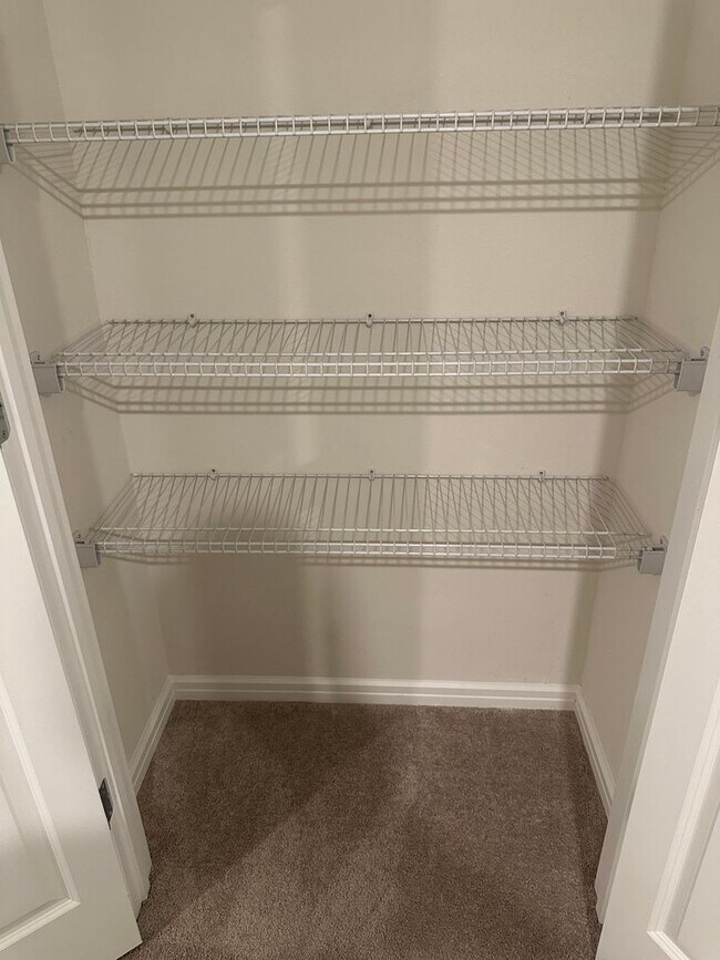 Building Photo - Isles of Lake Nona!! 3 Bedroom 2.5 Bathroom Townhome