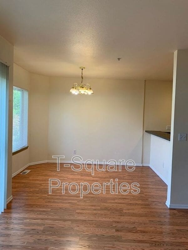 Building Photo - 15815 Admiralty Way